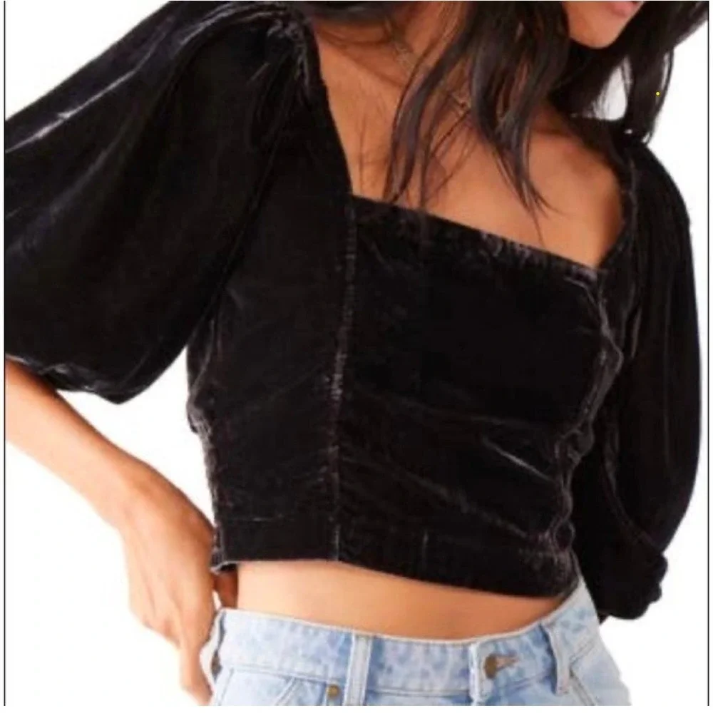 Free People Black Velvet Puff Sleeve Open Back Tie Bow Crop Top Size Medium